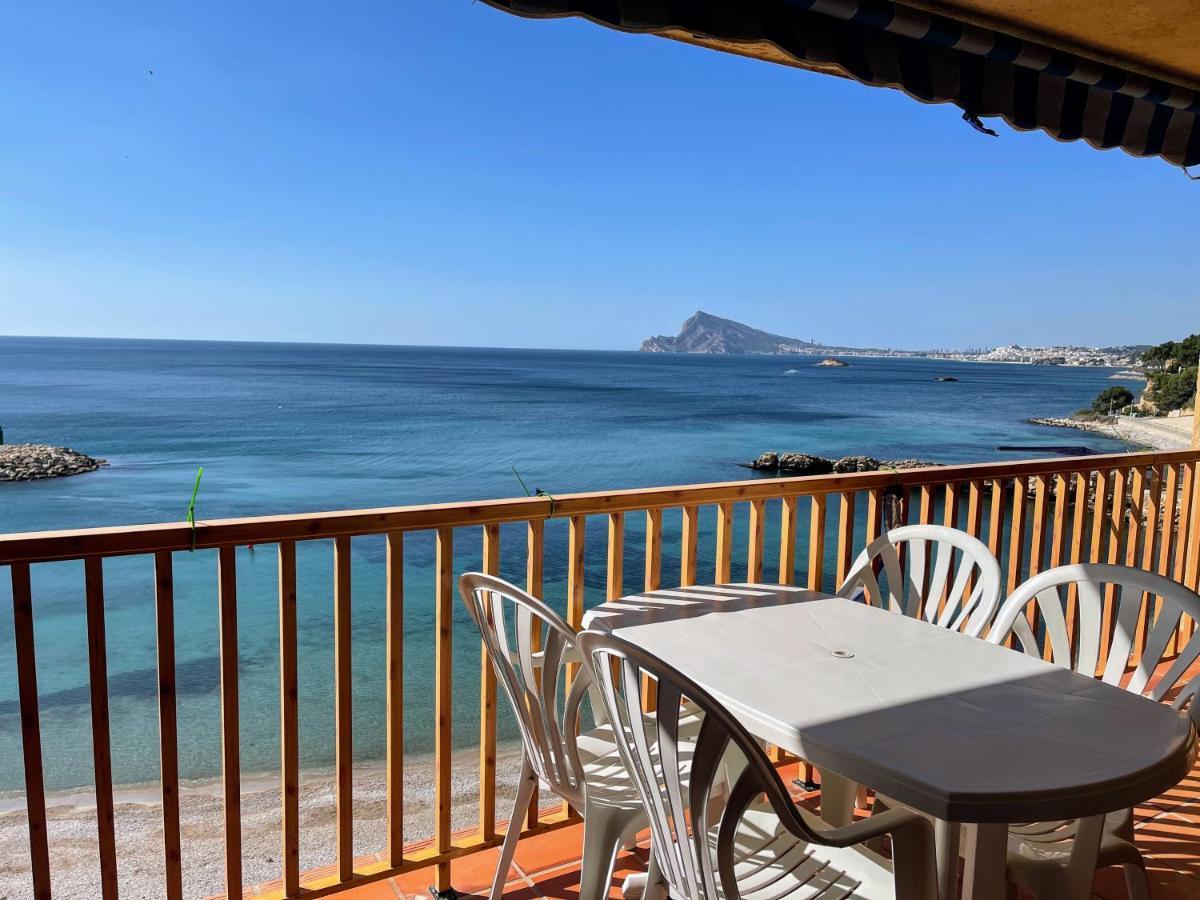 Sunrise Beachfront Apartment By The Marina อัลเตอา ภายนอก รูปภาพ